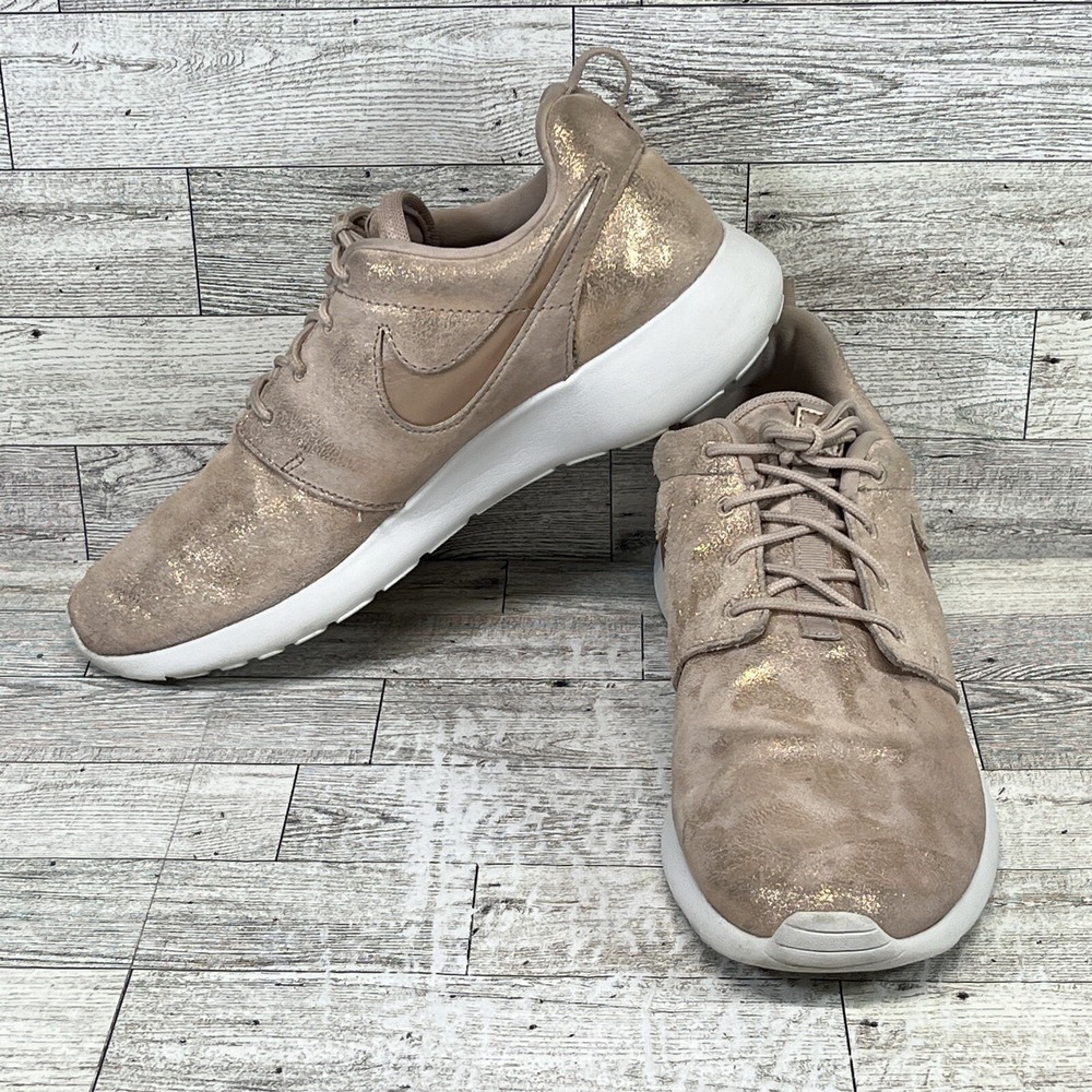 Nike Roshe One Premium Metallic Rose Gold‎ Running Shoes 833928-900 Women Size 9